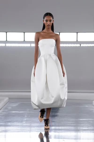 Look 53